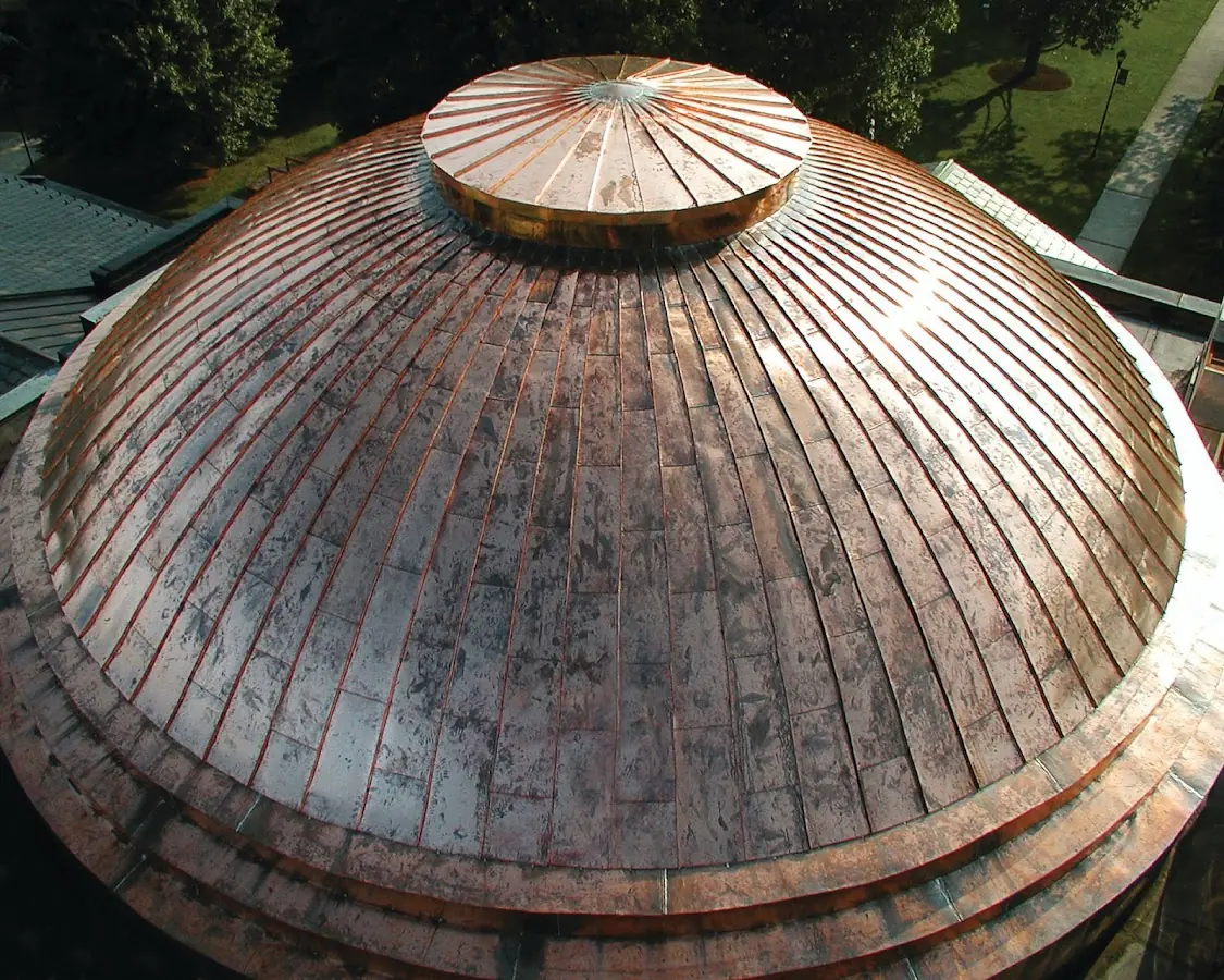 Craftsman Roofing crew installing a new roof in Crestwicke